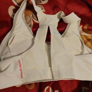 Under Armour Racerback Sports Bra 34C New